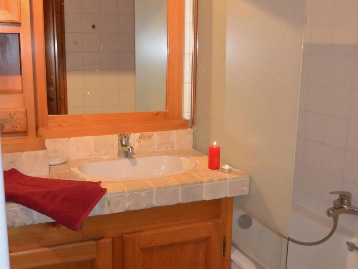 Chalet Aux Gets Avec Wi-Fi, Cheminee, Parking Privatif, Barbecue, Proche Pistes - Fr-1-671-7 Les Gets