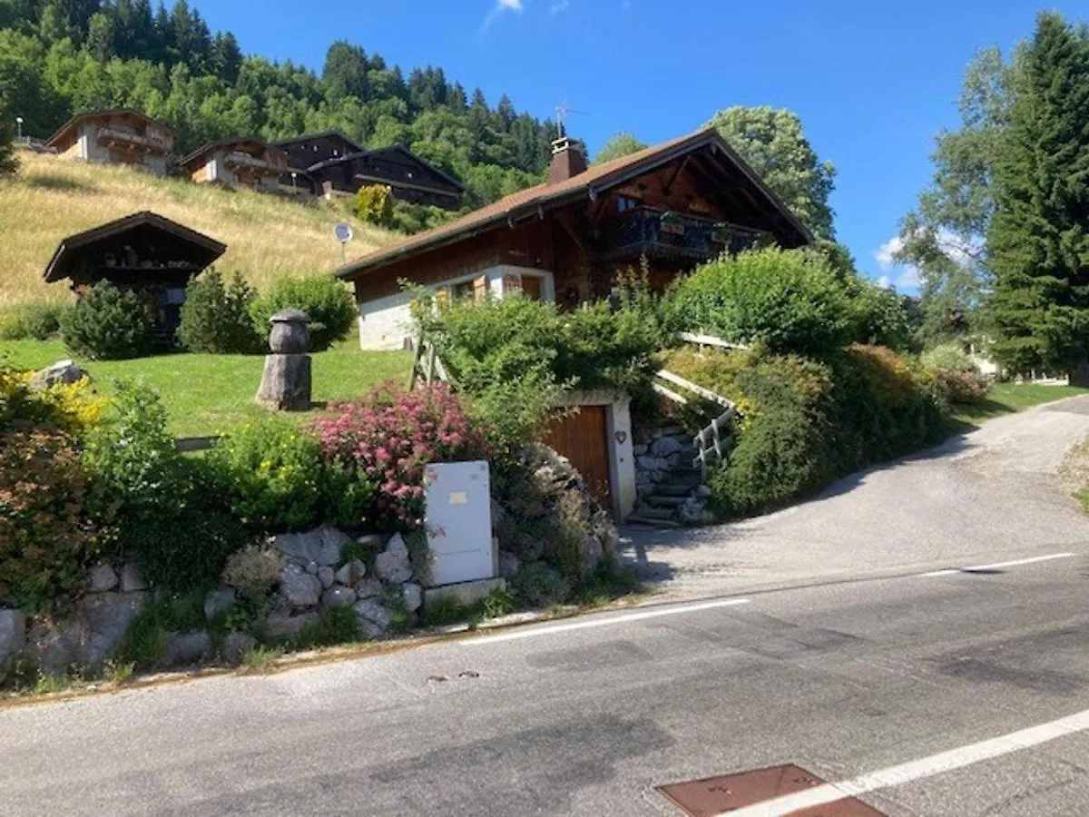 Chalet Aux Gets Avec Wi-Fi, Cheminee, Parking Privatif, Barbecue, Proche Pistes - Fr-1-671-7 Les Gets