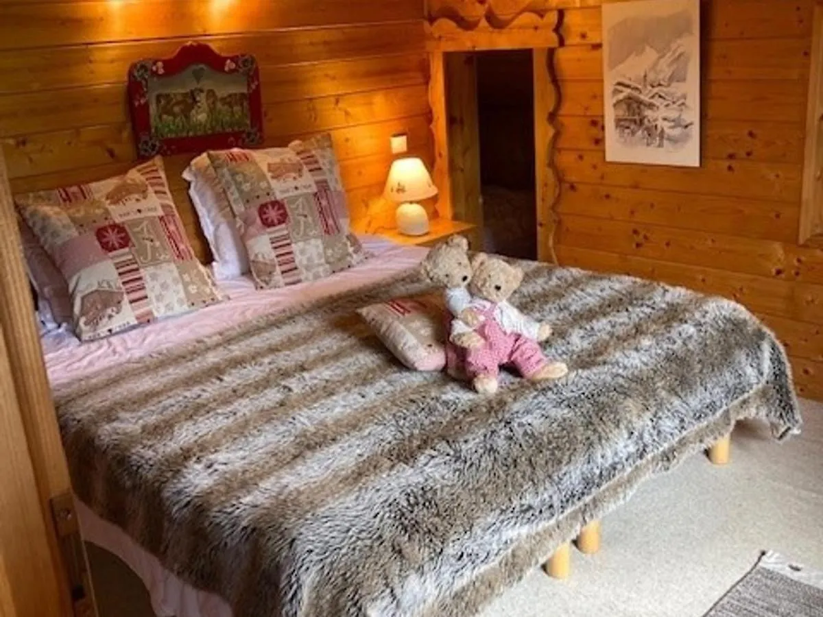 Chalet Aux Gets Avec Wi-Fi, Cheminee, Parking Privatif, Barbecue, Proche Pistes - Fr-1-671-7 Les Gets