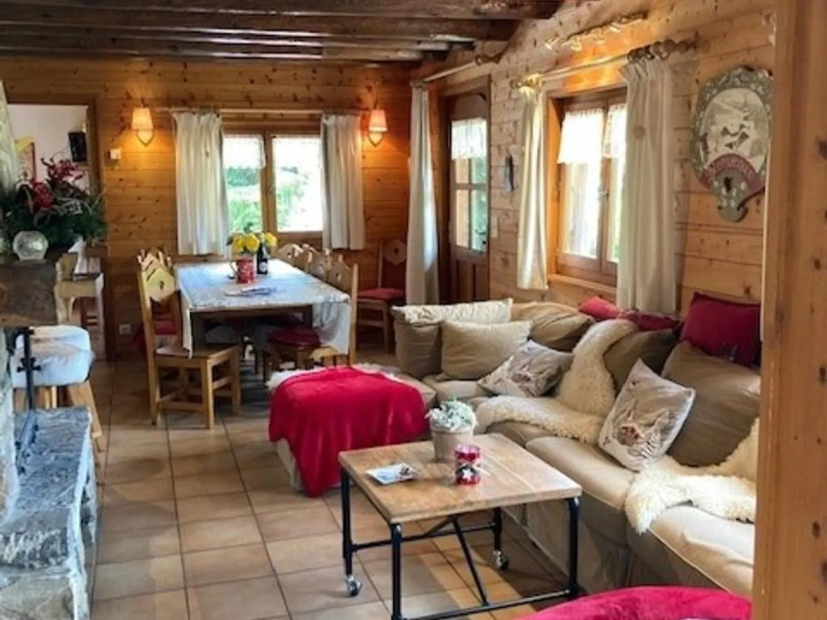 Chalet Aux Gets Avec Wi-Fi, Cheminee, Parking Privatif, Barbecue, Proche Pistes - Fr-1-671-7 Les Gets